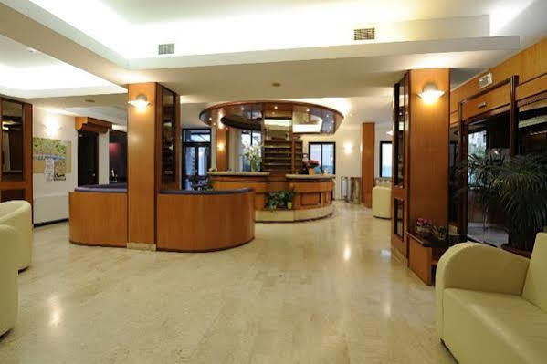 Hotel Adler Alassio Zewnętrze zdjęcie