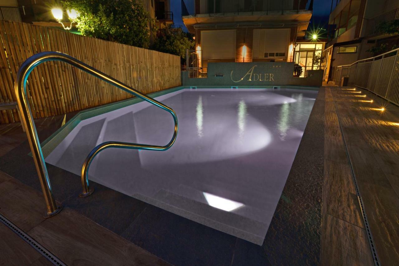 Hotel Adler Alassio Zewnętrze zdjęcie