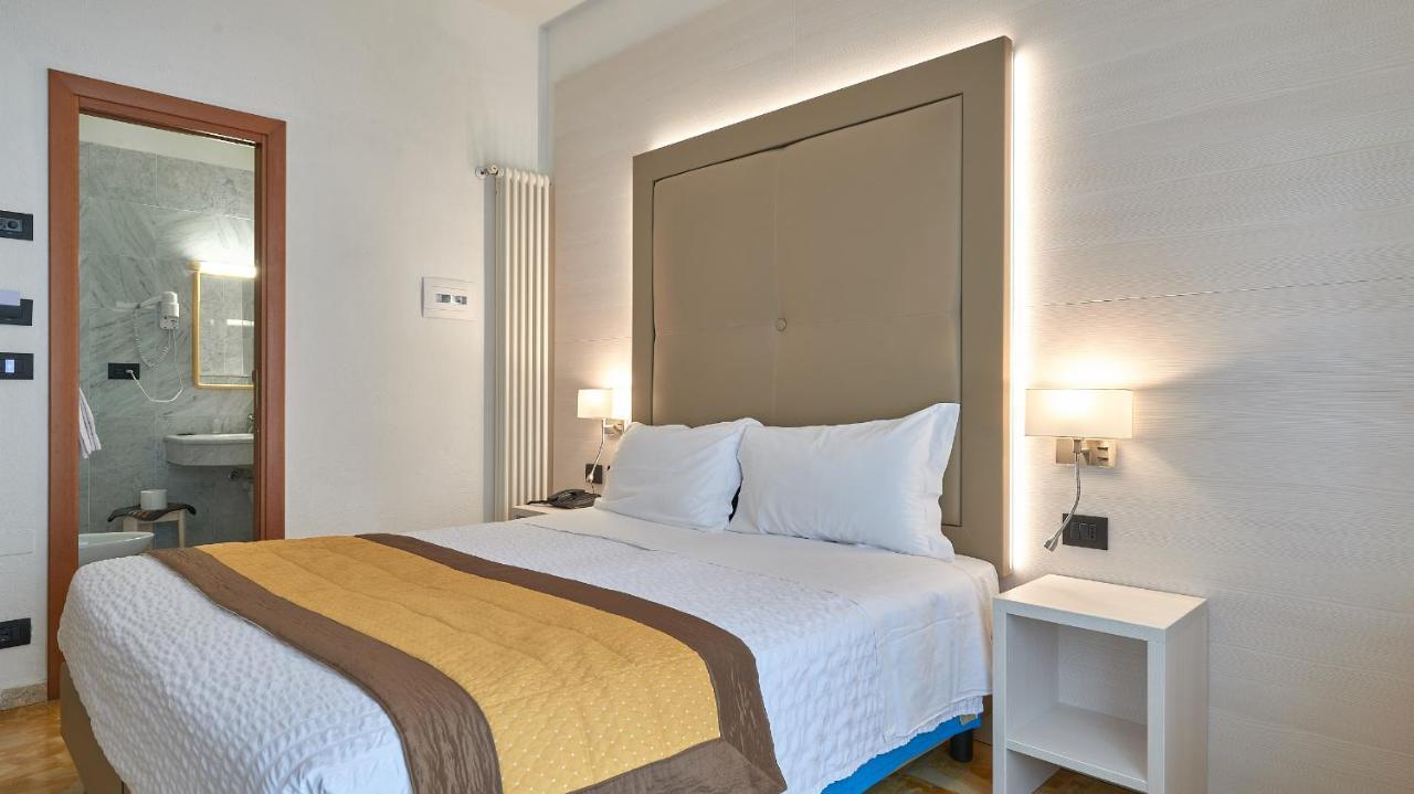 Hotel Adler Alassio Zewnętrze zdjęcie