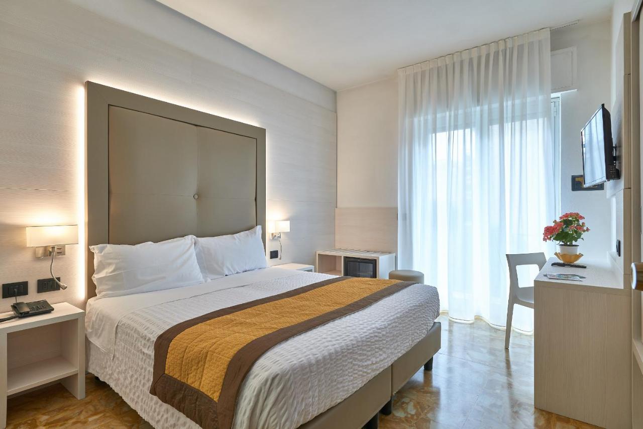 Hotel Adler Alassio Zewnętrze zdjęcie