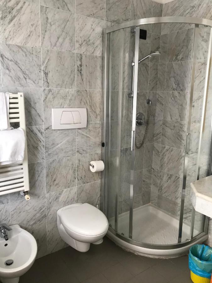 Hotel Adler Alassio Zewnętrze zdjęcie